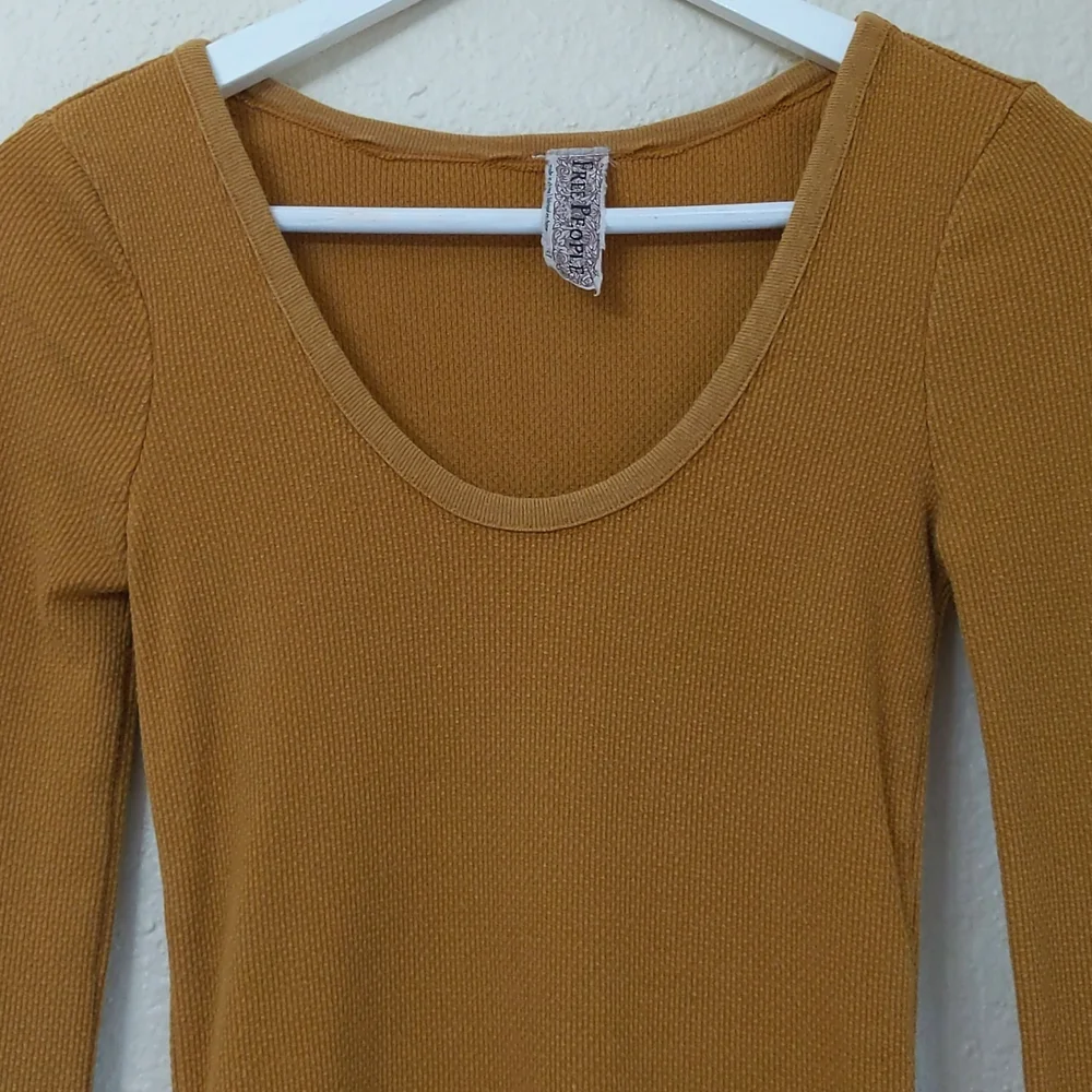 Free People Crafty Cuff Gold Lace Thermal Top S